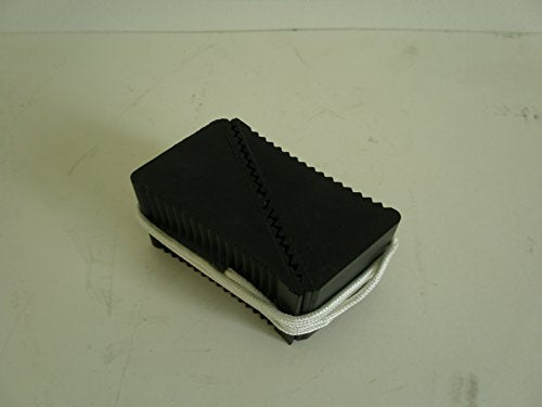 Load image into Gallery viewer, Shop Tuff STF-532RCP Compact Rubber Wheel Chock Pair
