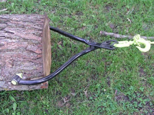 Timber Tuff TMW-28SSS Black Spring Loaded Skidding Tongs, 28 Inch